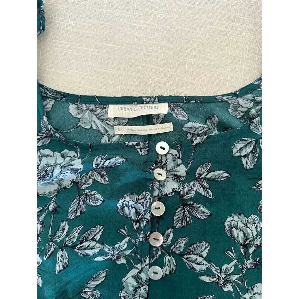 NWT Urban Outfitters Cold Shoulder Backless Romper Green Floral Print sz S